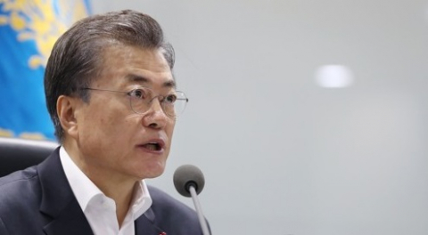 문재인 대통령이 29일 새벽 긴급 소집한 국가안전보장회의에서 발언하고 있다. 연합뉴스