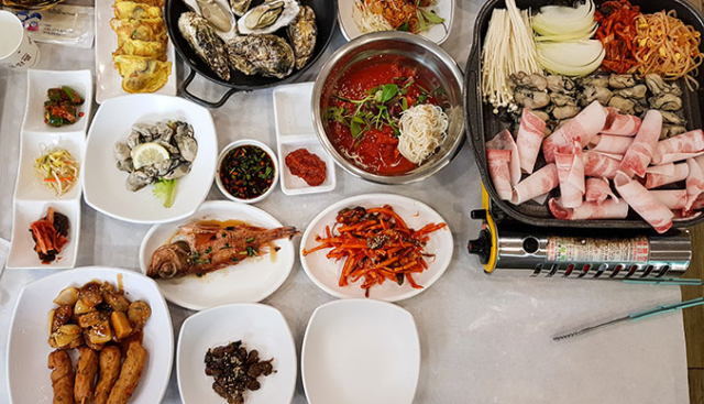 통영의 명물 꿀빵.