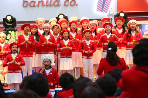 지난해 성탄문화축제 때 어린이합창단의 공연 모습. 대구기독교총연합회 제공