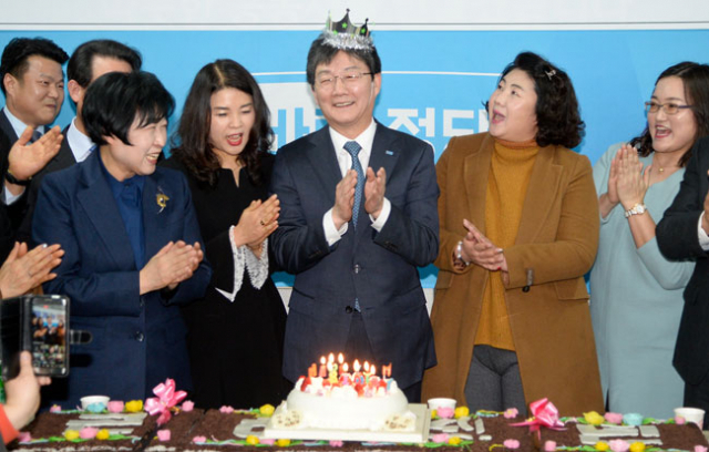 3일 오후 대구 동구 신천동 바른정당 대구시당에서 열린 