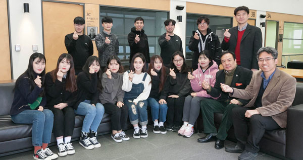 경북전문대 글로벌봉사단이 출정식을 했다. 경북전문대 제공