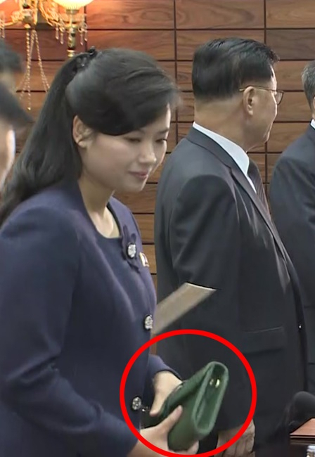 현송월