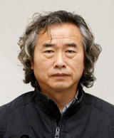 남춘모 작가