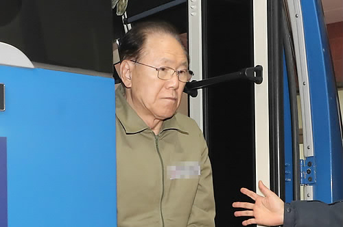 구속된 김백준 전 청와대 총무기획관 연합뉴스