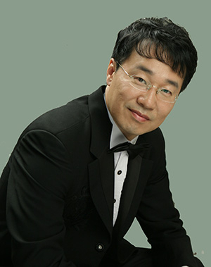 지휘자 김형석