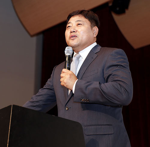 양준혁 스포츠 해설위원이 모교인 영남대에서 야구 인생과 삶의 지혜를 전하는 특강을 진행했다. 영남대 제공