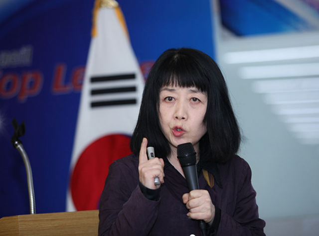 영화평론가 유지나 동국대 교수가 23일 
