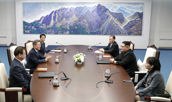 [한줄뉴스] 남북정상회담 오전 회담 곧 종료 예정