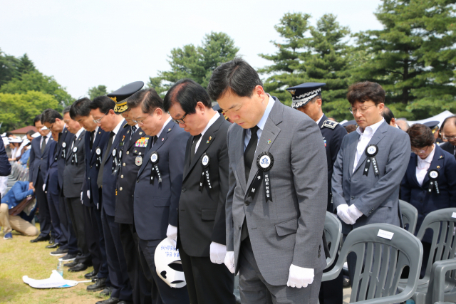 6일 오전 10시쯤 대구 앞산 충혼탑에서 