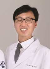 잘보는안과의원 문홍재 원장