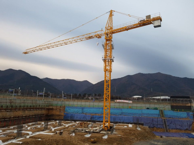 타워크레인