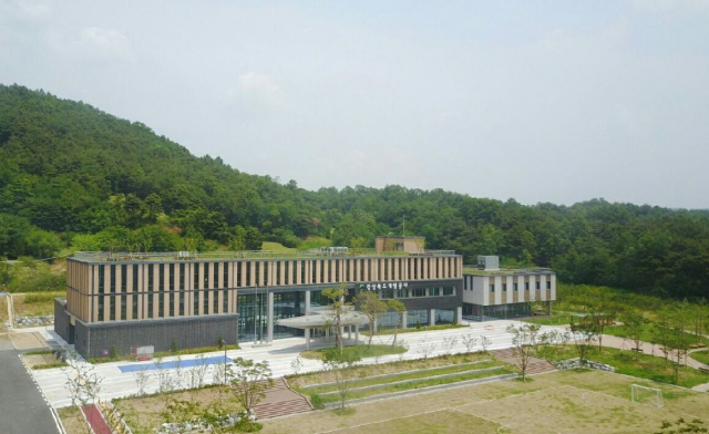 경북도청 신도시에 자리잡은 경상북도 산하 공기업인 경상북도개발공사의 신청사 전경. 매일신문DB