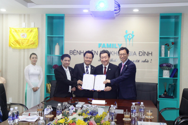 메디시티대구협의회와 대구의료관광진흥원은 해외 사업도 활발히 추진하고 있다. 한국-베트남 다낭 병원 교류를 위한 업무협약식. 메디시티대구협의회 제공