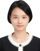 엄지원 교수