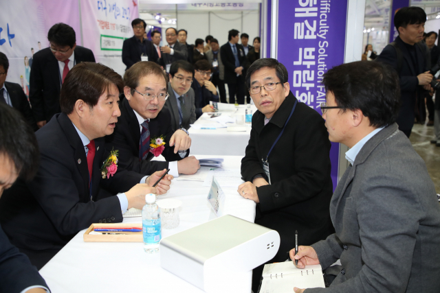 대구시가 일상 속 시민들의 불편을 빠르게 해결하고자 개발한 다양한 민원행정 정책이 호평을 받고 있다. 대구시 제공.