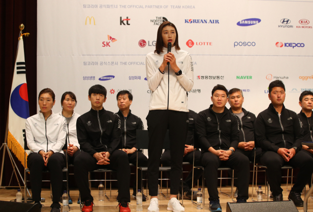 각오 밝히는 김연경 (진천=연합뉴스) 김주성 기자 = 2018 자카르타팔렘방아시안게임을 39일 앞둔 10일 충청북도 진천국가대표선수촌에서 열린 미디어데이 행사에서 여자배구 김연경이 각오를 밝히고 있다. 2018.7.10 연합뉴스