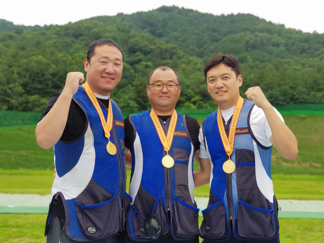 2018 한화회장배 전국사격대회 남자 단체전에서 금메달을 딴 대구시설공단 사격팀. 대구시사격연맹 제공
