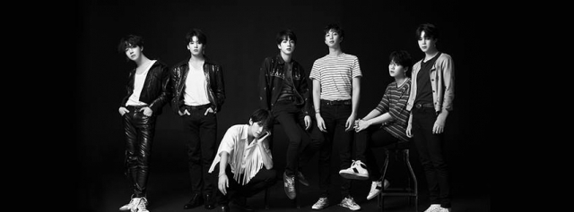 방탄소년단(BTS). 공식 페이스북 페이지 사진