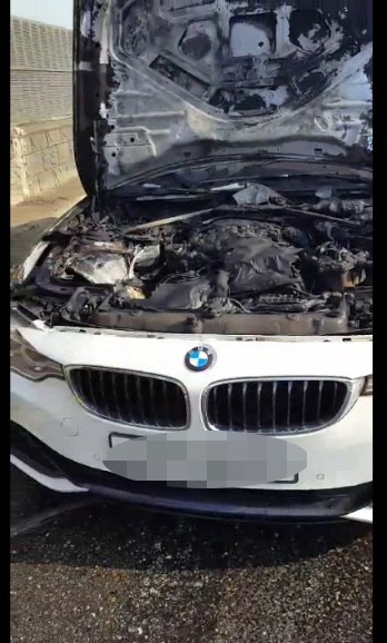 31일 오후 4시 26분께 인천시 서구 경인고속도로 서울 방향 가좌IC 인근에서 주행 중인 BMW 420d 차량에 불이 붙어 소방당국이 진화했다. 불이 난 차량은 최근 BMW코리아가 조치한 리콜대상에 포함된 차종이다. 연합뉴스