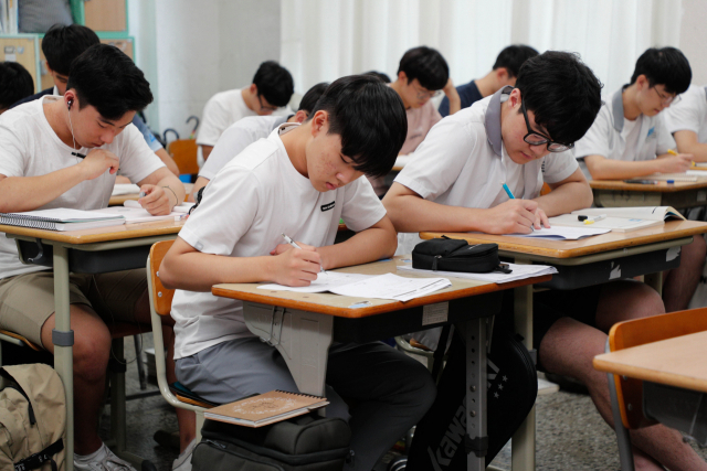 2019학년도 대학수학능력시험을 100여일 앞둔 지난 1일 경북고등학교 3학년 학생들이 공부에 매진하고 있다. 우태욱 기자 woo@msnet.co.kr