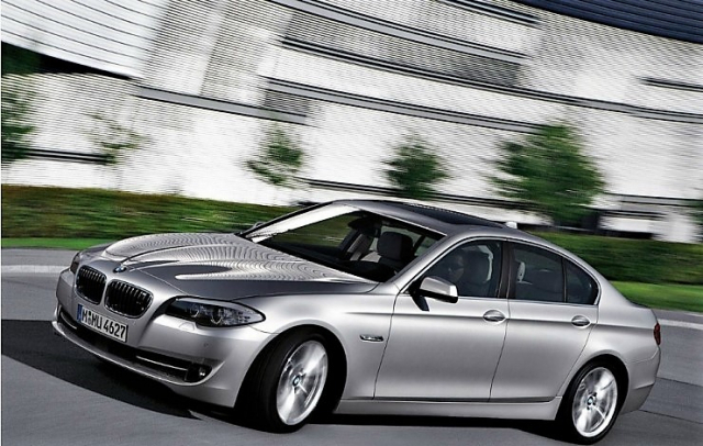 요즘 주행중 화재 사고 뉴스에서 가장 많이 언급되고 있는 BMW 520d. 매일신문DB