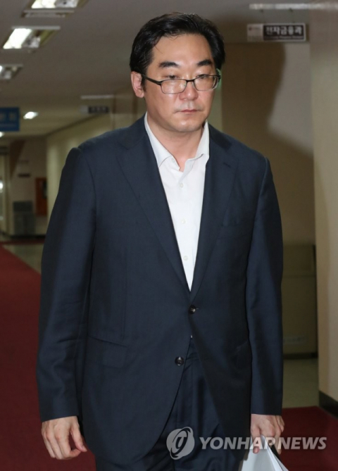 나향욱 전 교육부 정책기획관이 13일자로 중앙교육연수원 연수협력지원과장으로 발령났다.