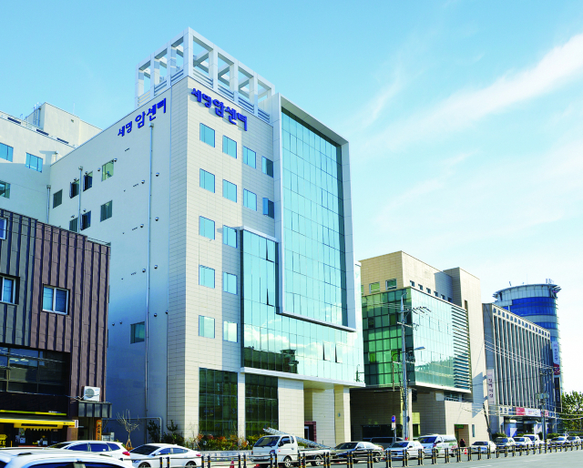 포항세명병원이 지난해 12월 개설한 암센터가 지역민 신뢰를 얻으며 성장하고 있다. 병원 제공