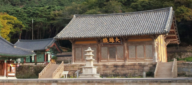 수덕사 경내. 수덕사 홈페이지