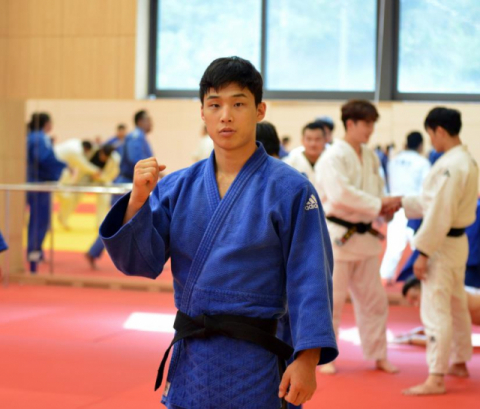 유도대표팀 안바울이 이달 9일 충북 진천선수촌에서 훈련을 마친 뒤 포즈를 취하고 있다. 연합뉴스
