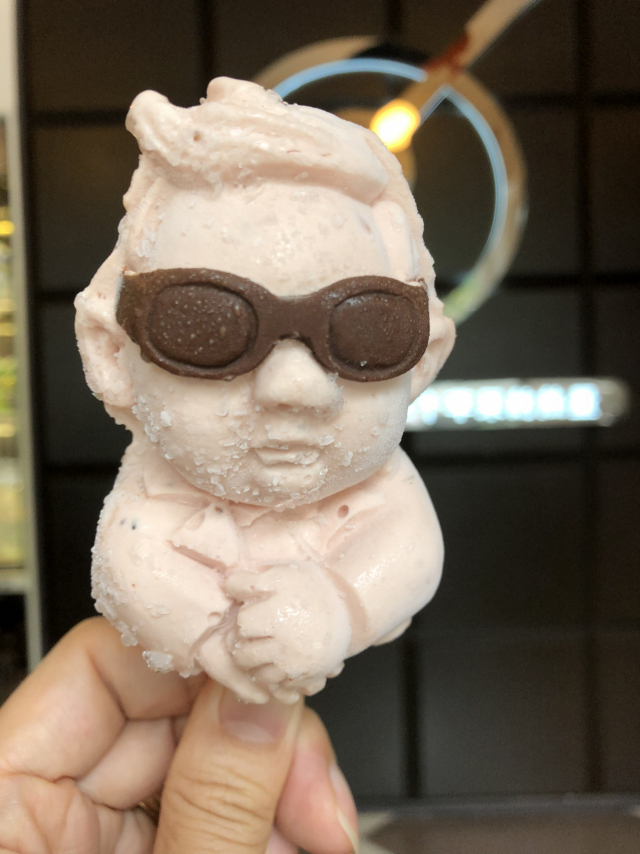 아이스크림 프랜차이즈 업체 아이시시리(ICEASON) 상하이 매장에서 팔리고 있는