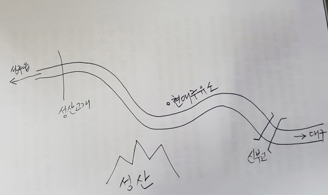 겨울만 되면 상습 결빙으로 잦은 교통사고가 발생하는 성주읍 성산고개와 선남면 신부교 구간. 올해 겨울부터는 미끄럼방지시설이 설치되고 전담 제설차량도 운영된다.