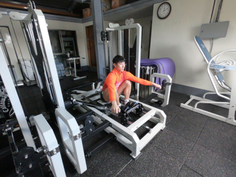 (주)투크로스가 개발한 조정 시뮬레이터로 훈련하는 모습. 대구테크노파크 제공