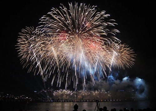 서울세계불꽃축제(여의도 불꽃축제). 연합뉴스