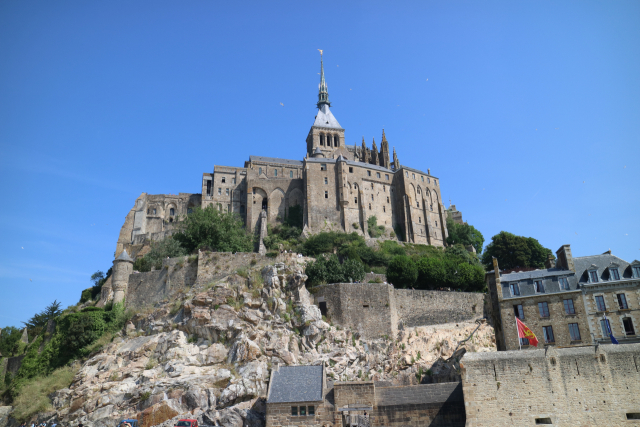 8세기 노르망디 해안 바위섬에 세워진 신비의 수도원 몽생미쉘(Mont-Saint-Michel)이다. 신의 계시와 인간의 믿음이 만들어낸 위대한 작품이다. 유재경 교수 제공