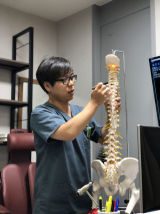 S신경외과 김병수 원장