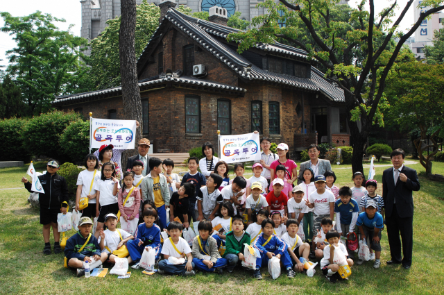 대구의 근대 인물, 예술, 건축물 등이 보존된 근대골목은 초등학생들에게 역사, 사회과 과목을 한층 깊게 이해하는 
