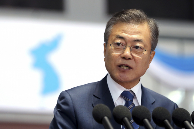 문재인 대통령이 19일 밤 평양 5.1경기장에서 열린 대집단체조와 예술공연 
