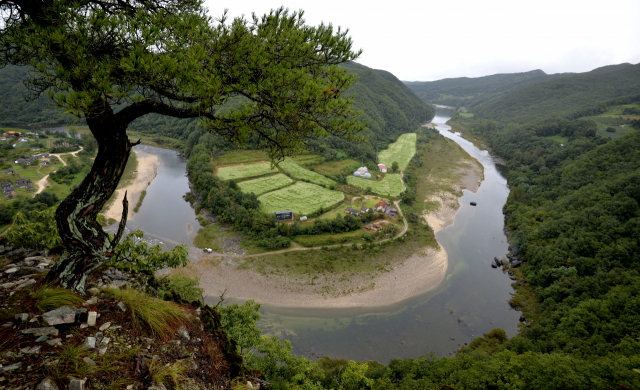 안동시 도산면 가송리 학소대에 오르면 드라마 
