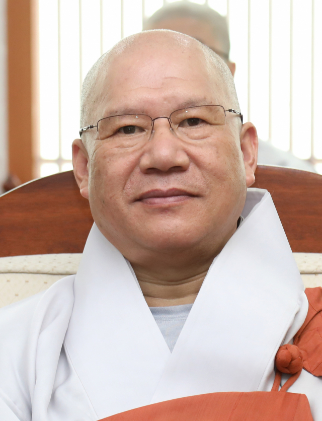 대한불교조계종 총무원장 원행스님이 28일 문화부장에 헌법스님을 임명했다. 연합뉴스