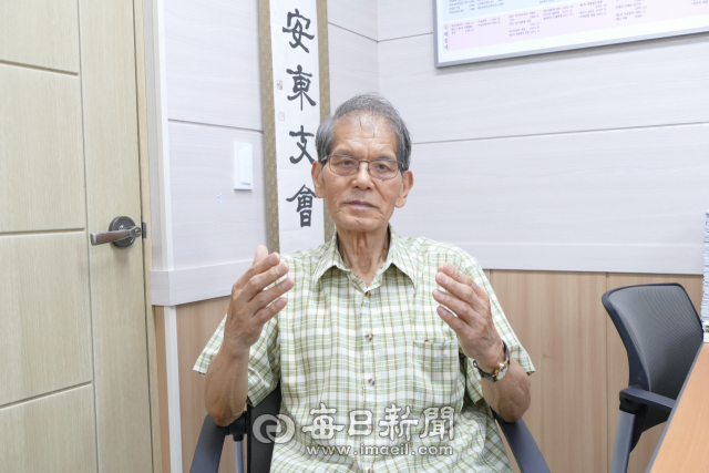 안동지역 만세시위의 최초 모의자 중 한 명인 김계한 선생의 손자 김화석 씨는 