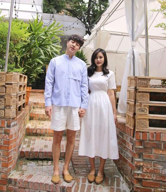 개그맨 유상무(38)가 연인인 작곡가 김연지와 결혼한다. 1일 유상무 소속사 코엔스타즈에 따르면 둘은 오는 10월 28일 낮 12시 서울 여의도 콘래드호텔에서 결혼식을 올린다. 연합뉴스
