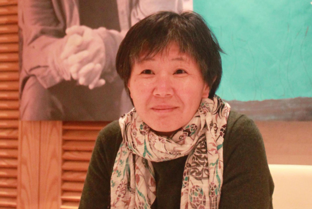 독일로 건너가 꾸준히 시를 쓴 허수경 시인이 지난 3일 오후 7시 50분 지병으로 별세했다. 향년 54세. 사진은 지난 2011년 12월 13일 신작 장편소설 