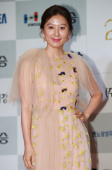 배우 김희애가 5일 오후 부산 해운대구 벡스코 오디토리움에서 열린
