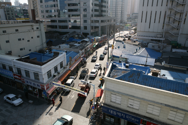 대구 동화사 지방학림 학생들은 일경의 치밀한 감시 속에서도 남문 밖 시장 만세시위를 주도했다. 남문 밖 시장 전경. 경북독립운동기념관 제공