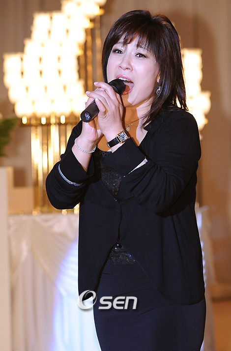 가수 노사연
