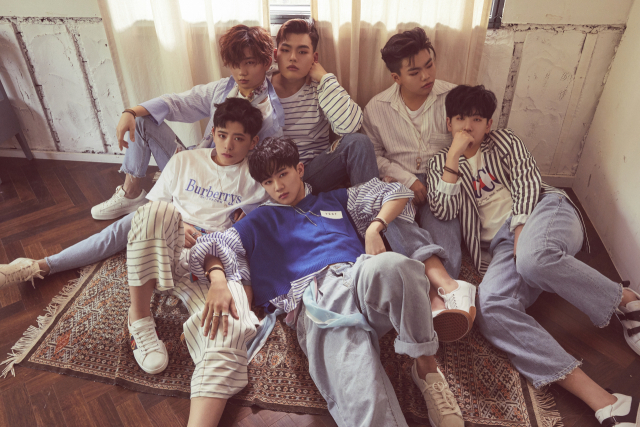 더 이스트 라이트