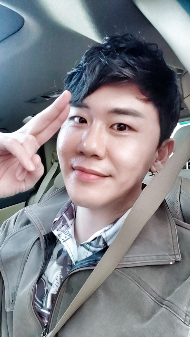 안동출신 트로트 가수 영탁이 새 싱글 