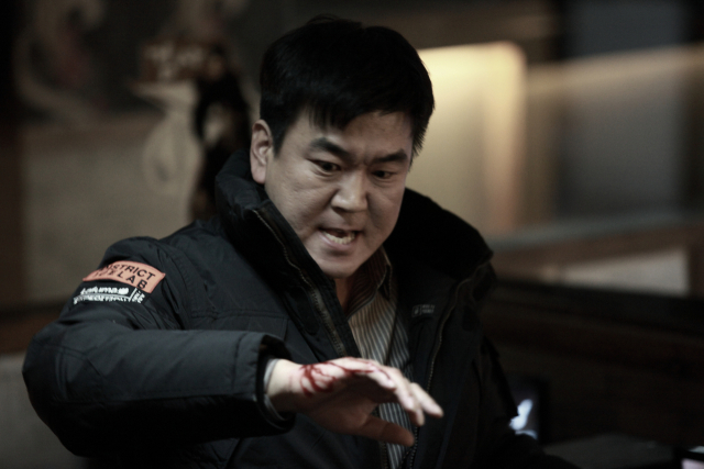 2010년, 2013년, 2016년 세 차례 음주운전으로 문제를 일으킨 배우 윤제문.