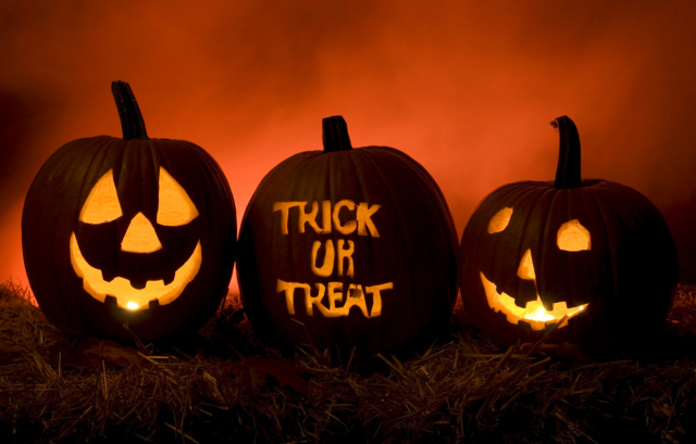 할로윈 trick or treat 이미지. 히스토리닷컴