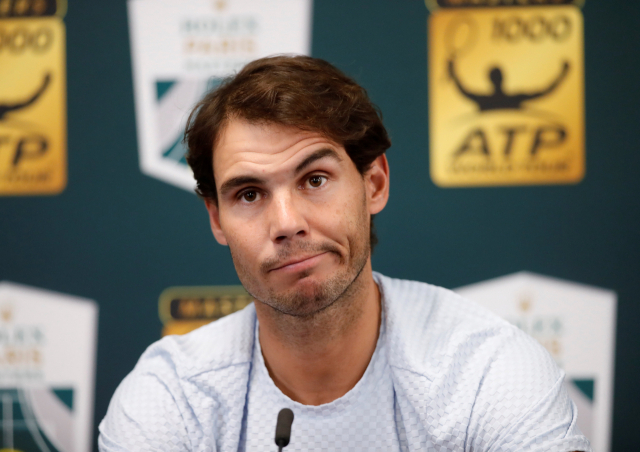 라파엘 나달(스페인)이 남자프로테니스(ATP) 투어 롤렉스 파리 마스터스 경기 시작에 앞서 출전 포기를 밝히고 있다. 로이터연합뉴스